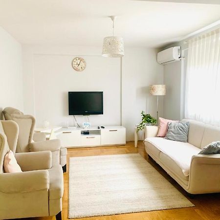 Cozy City Center Apartment Prizren Luaran gambar